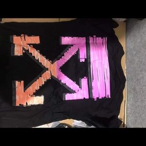 Off white Tee